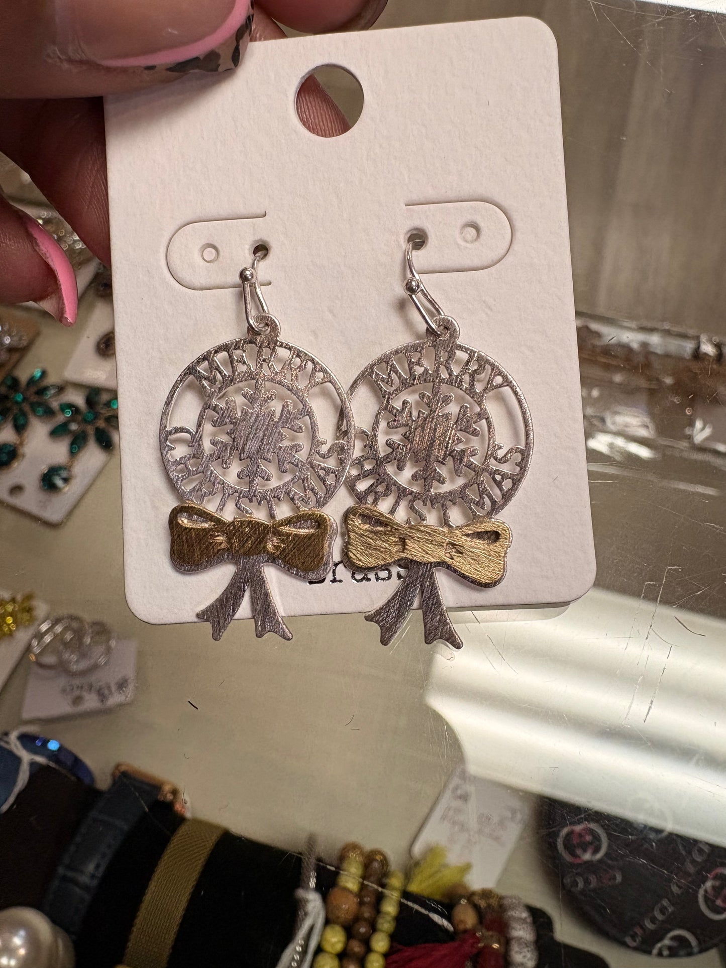 HOLIDAY SPARKLE COLLECTION!